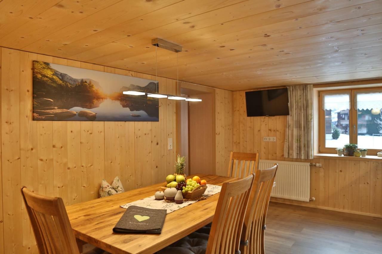 Apartments Haensler เมลเลา ภายนอก รูปภาพ